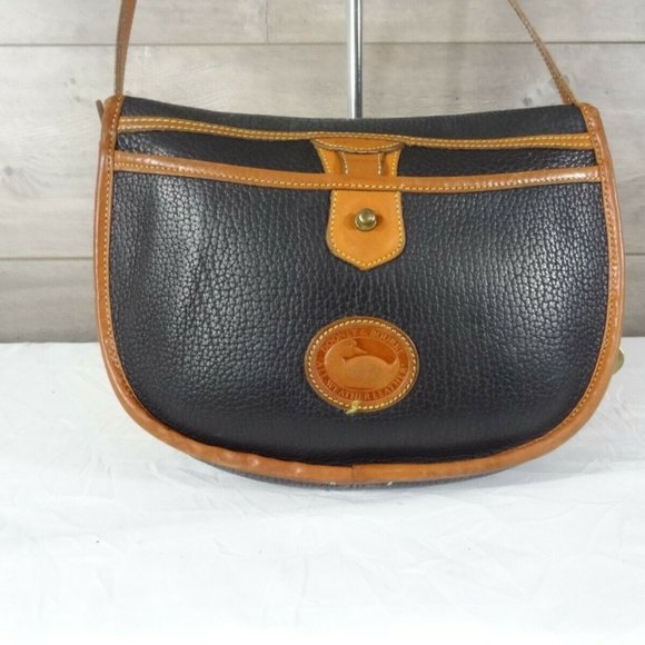 Rare Dooney & Bourke Outback Saddle Crossbody Bag - Picture 5 of 10